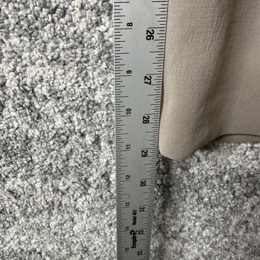 Aritzia Effortless Pants Womens 0 Short Beige Crepe Pleated Dress Trousers - Picture 5 of 8